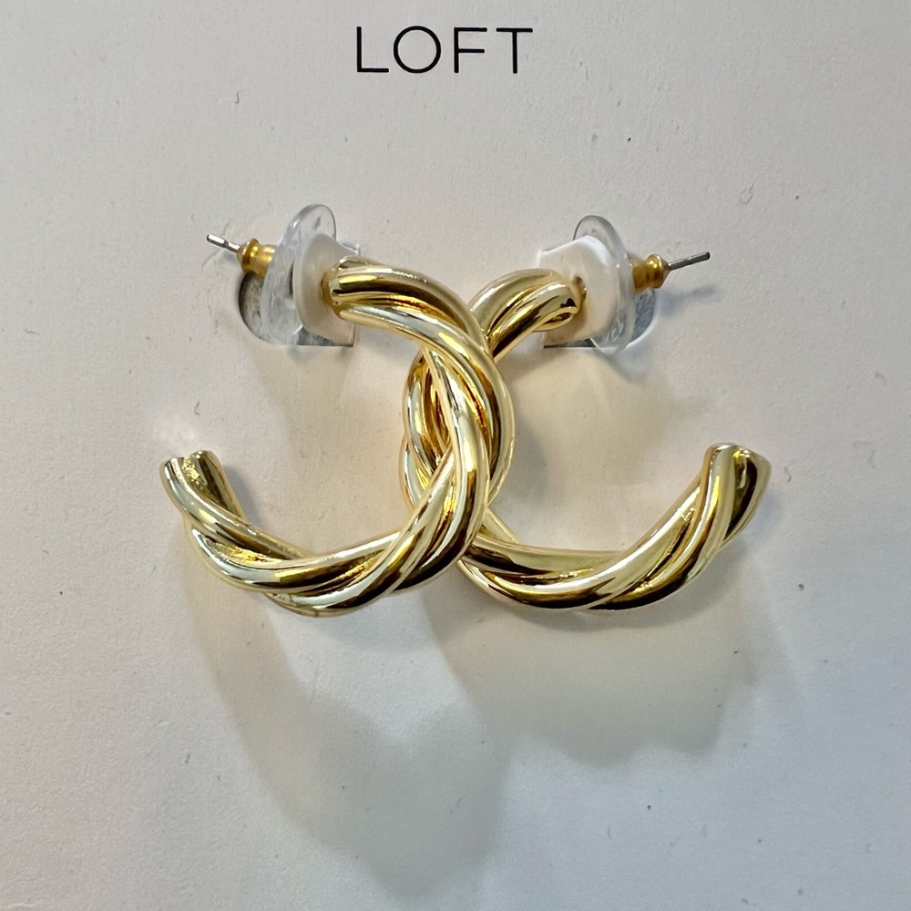 Loft Swirl Hoop Earrings